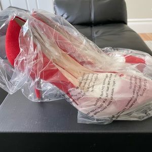INC Red heels size 9 US
